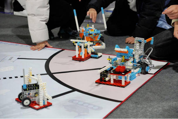 數(shù)智賦能新發(fā)展 2025河南人工智能創(chuàng)新大賽蘭考啟幕:人工智能