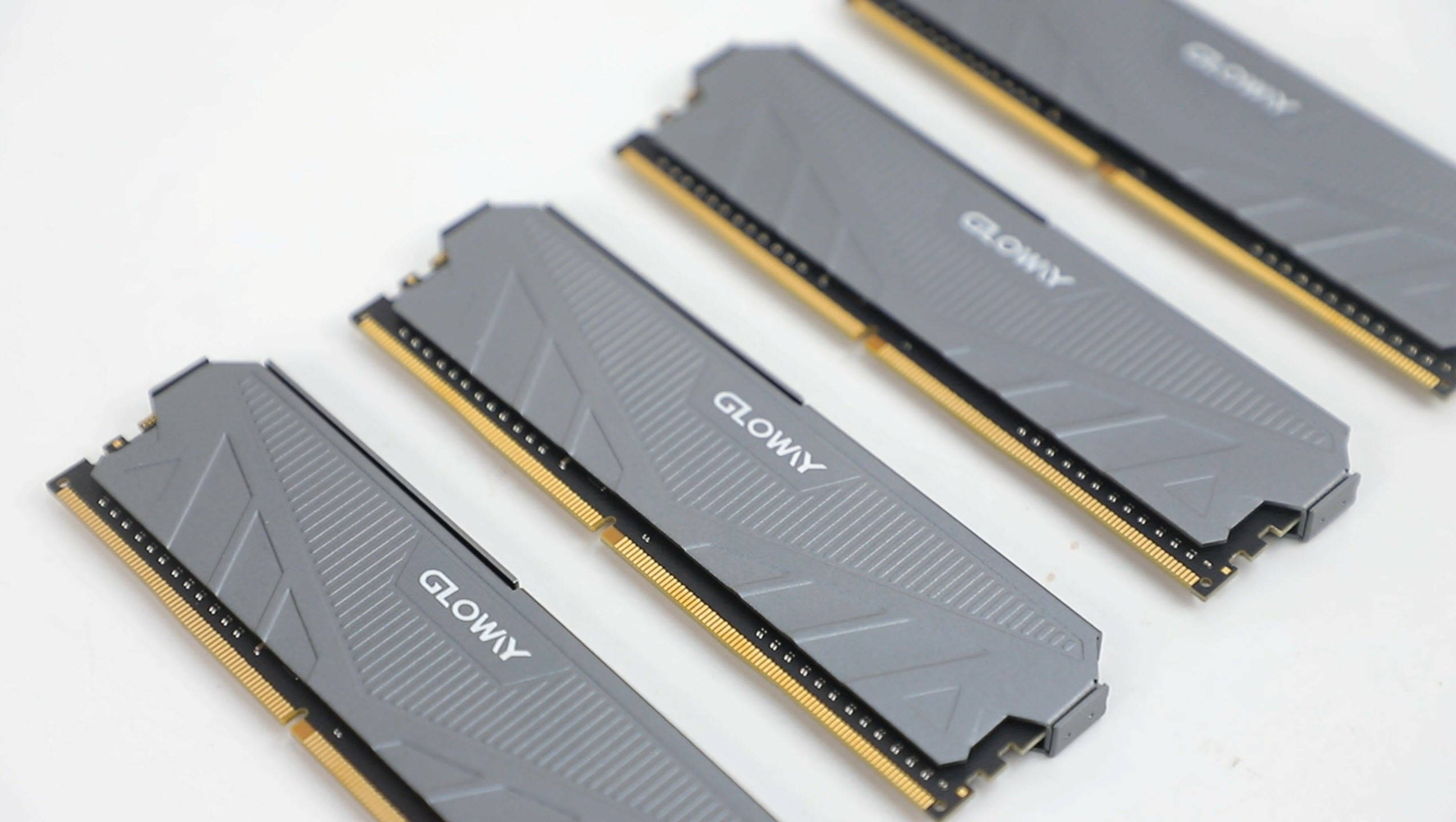 原創(chuàng)誰(shuí)還買上代i5？Ultra5千元神U實(shí)測(cè)碾壓，搭迫擊炮主板裝機(jī)黨狂喜