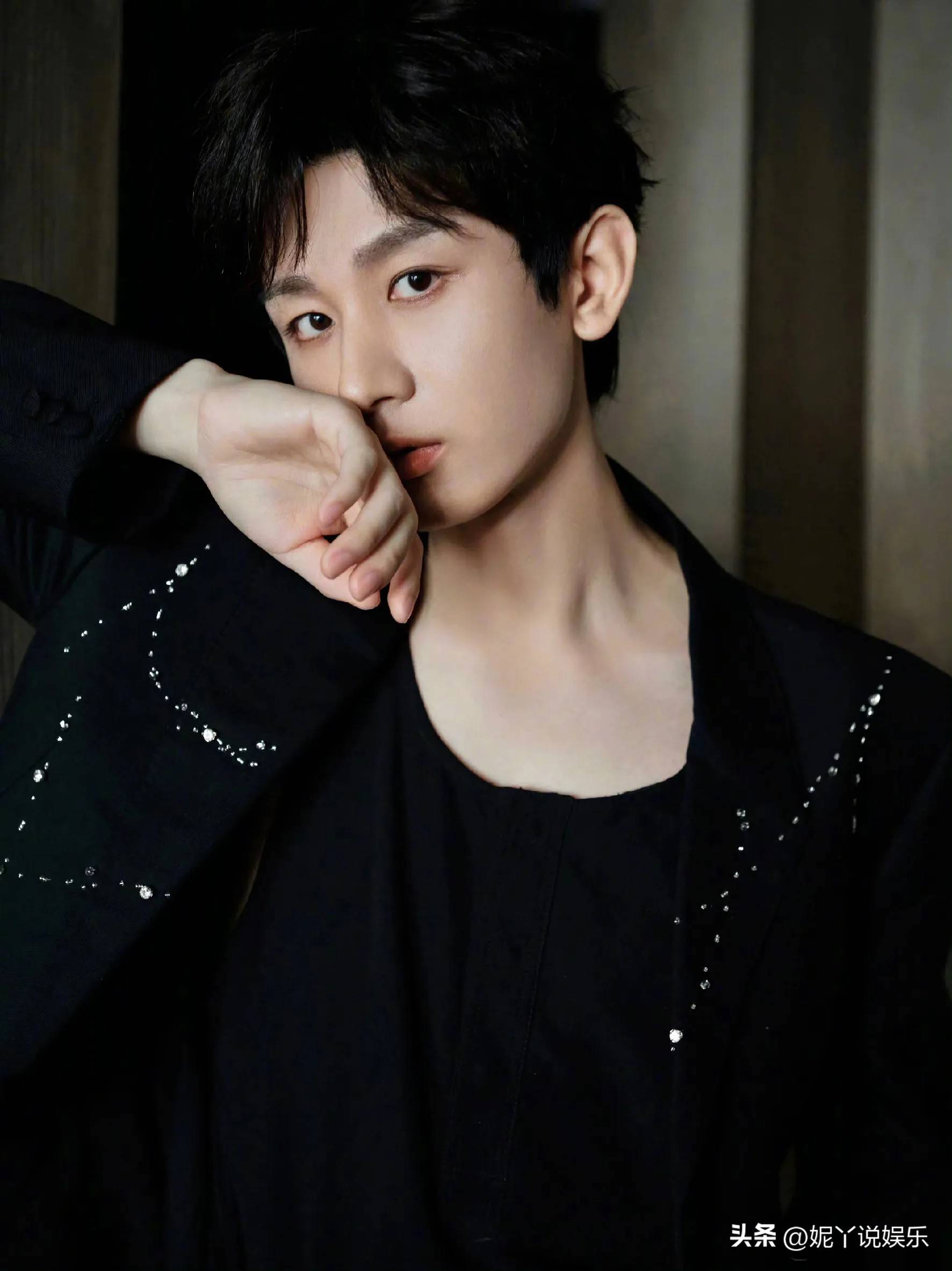 原創(chuàng)娛樂八卦楊冪成毅黃曉明章子怡