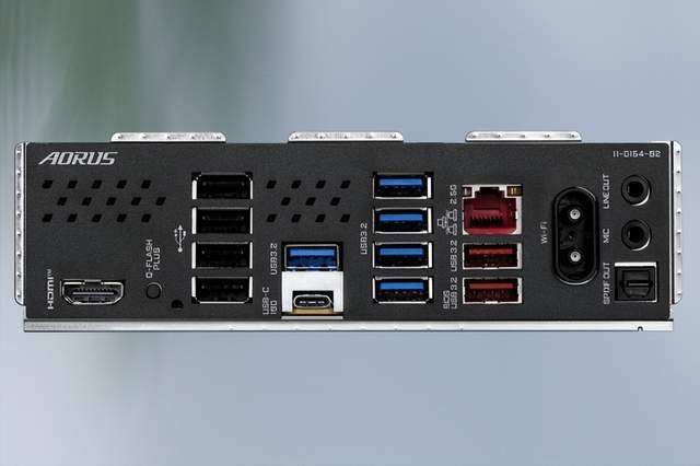 雙十二電競裝機：技嘉板U組合助你幀率拉滿！