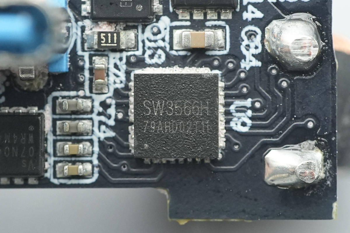 支持APP跨端查詢一鍵管理，安克Prime 150W充電底座拆解