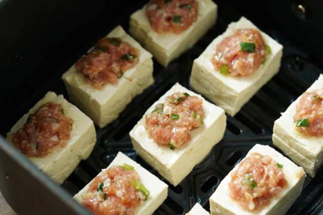 饞鬼別走，這會(huì)兒看了中午就能吃上的菜譜