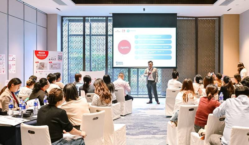 《獸醫(yī)心理健康50問》科普讀本發(fā)放！第八屆皇家獸醫(yī)師大會閉幕