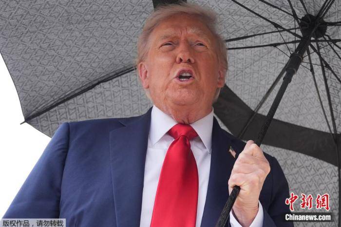 特朗普稱(chēng)美國(guó)對(duì)哥倫比亞采取軍事行動(dòng)“聽(tīng)起來(lái)不錯(cuò)”