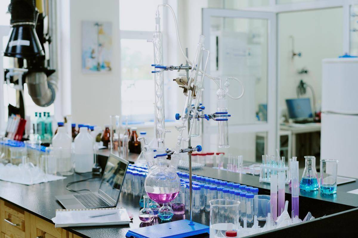 鞋類耐磨性檢測機構，鞋類耐磨性測試方法