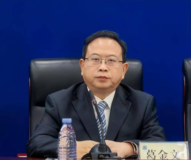 老年人別亂買保健品！名醫(yī)提醒：這3類保健品才適合老人