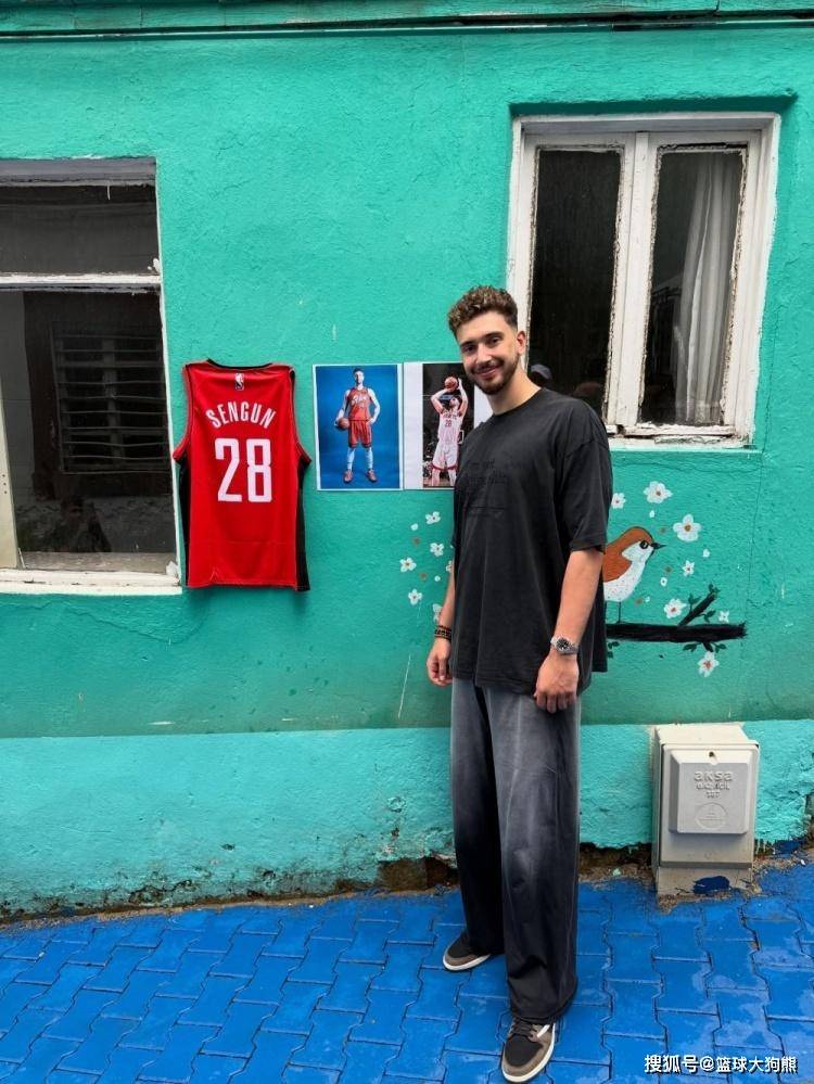 原創(chuàng)24歲控衛(wèi)加盟！火箭全新陣容亮相：6大控衛(wèi)太亮眼，附全隊名單