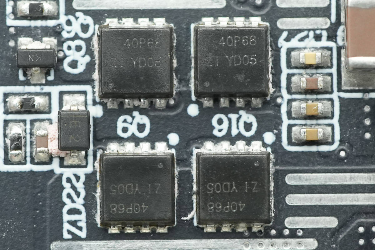 支持APP跨端查詢一鍵管理，安克Prime 150W充電底座拆解