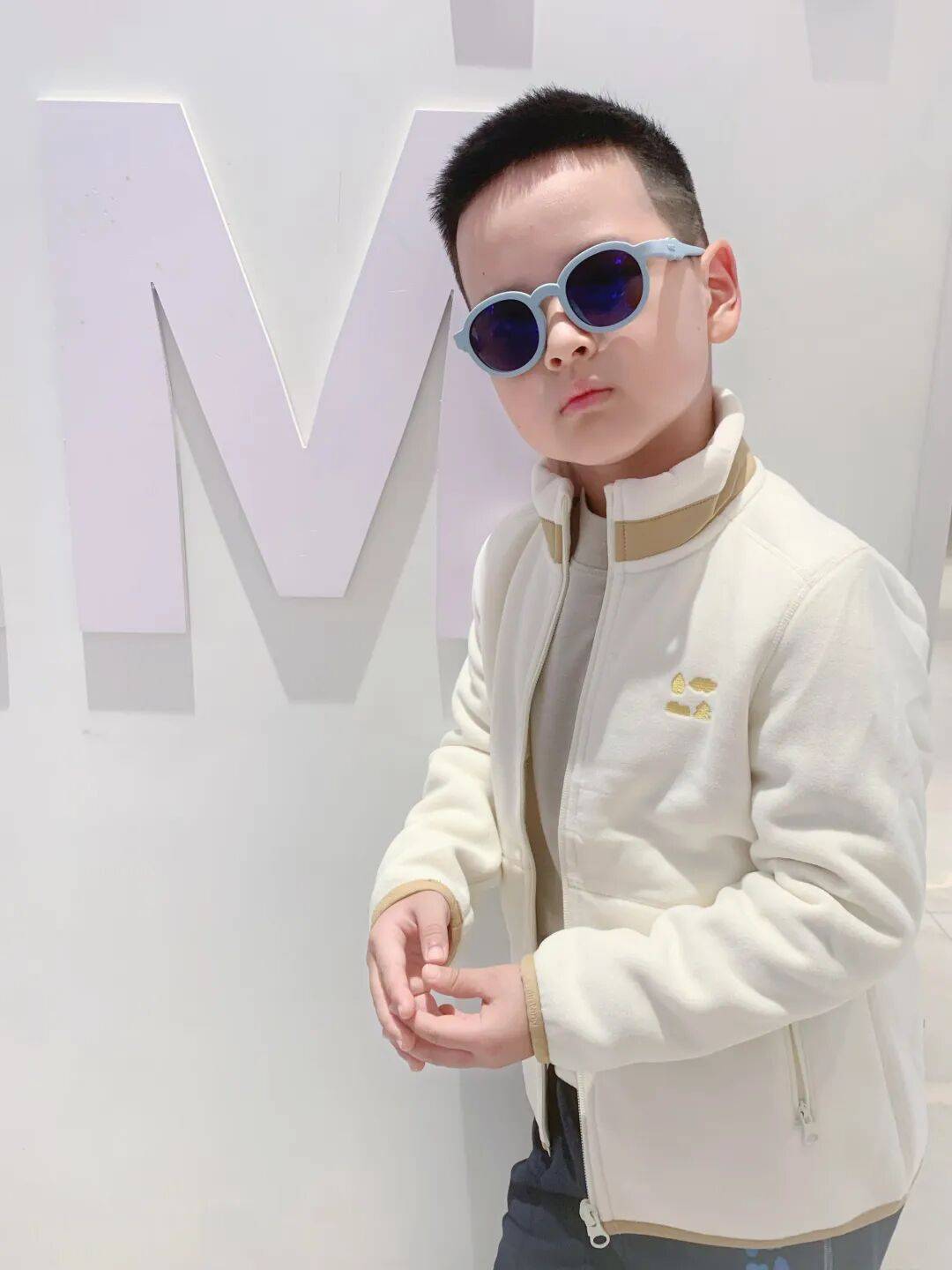 穿得少，卻很暖！會(huì)「發(fā)熱」還排汗好的保暖內(nèi)衣，真的香