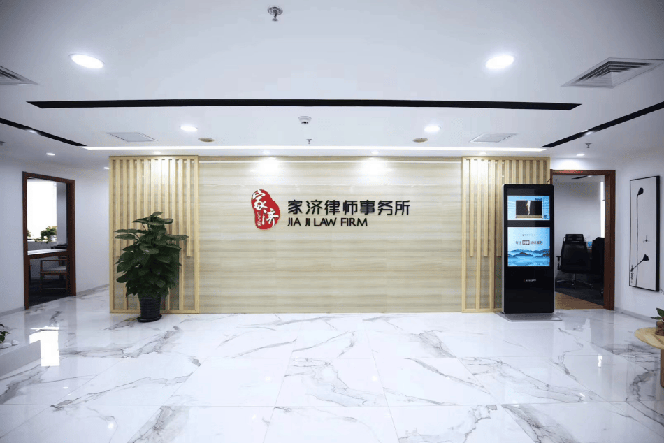 共話權(quán)威刑事律師怎么收費(fèi)，著名刑事律師哪個(gè)好，出名刑事律師Top10？