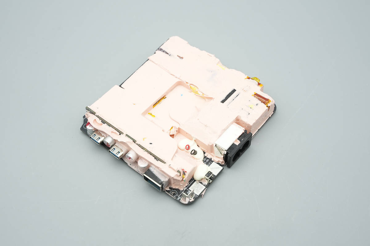 支持APP跨端查詢一鍵管理，安克Prime 150W充電底座拆解