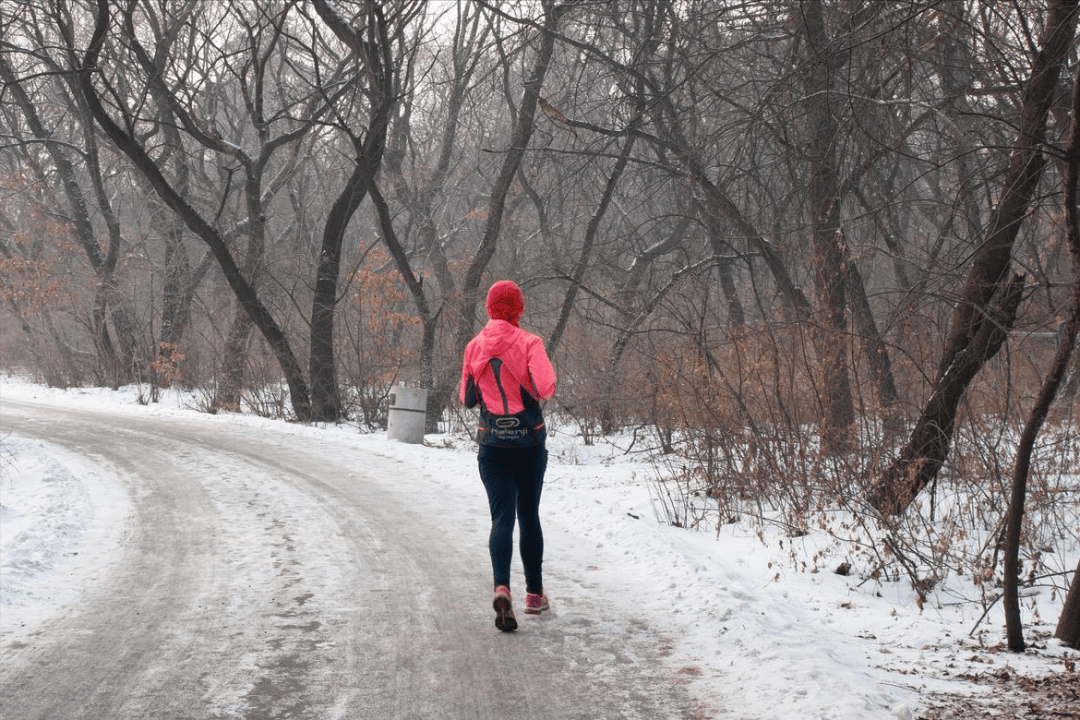 原創(chuàng)跑步10年的建議：冬季天天跑步危害大？