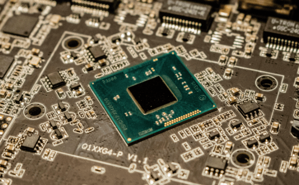 原創(chuàng)最后48小時，特朗普政府終于批準！王毅通告全球，給中美關(guān)系定調(diào)