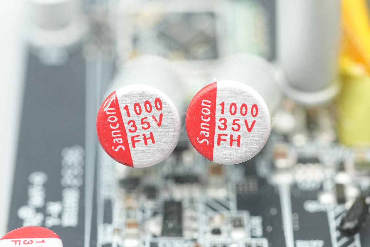 支持APP跨端查詢一鍵管理，安克Prime 150W充電底座拆解