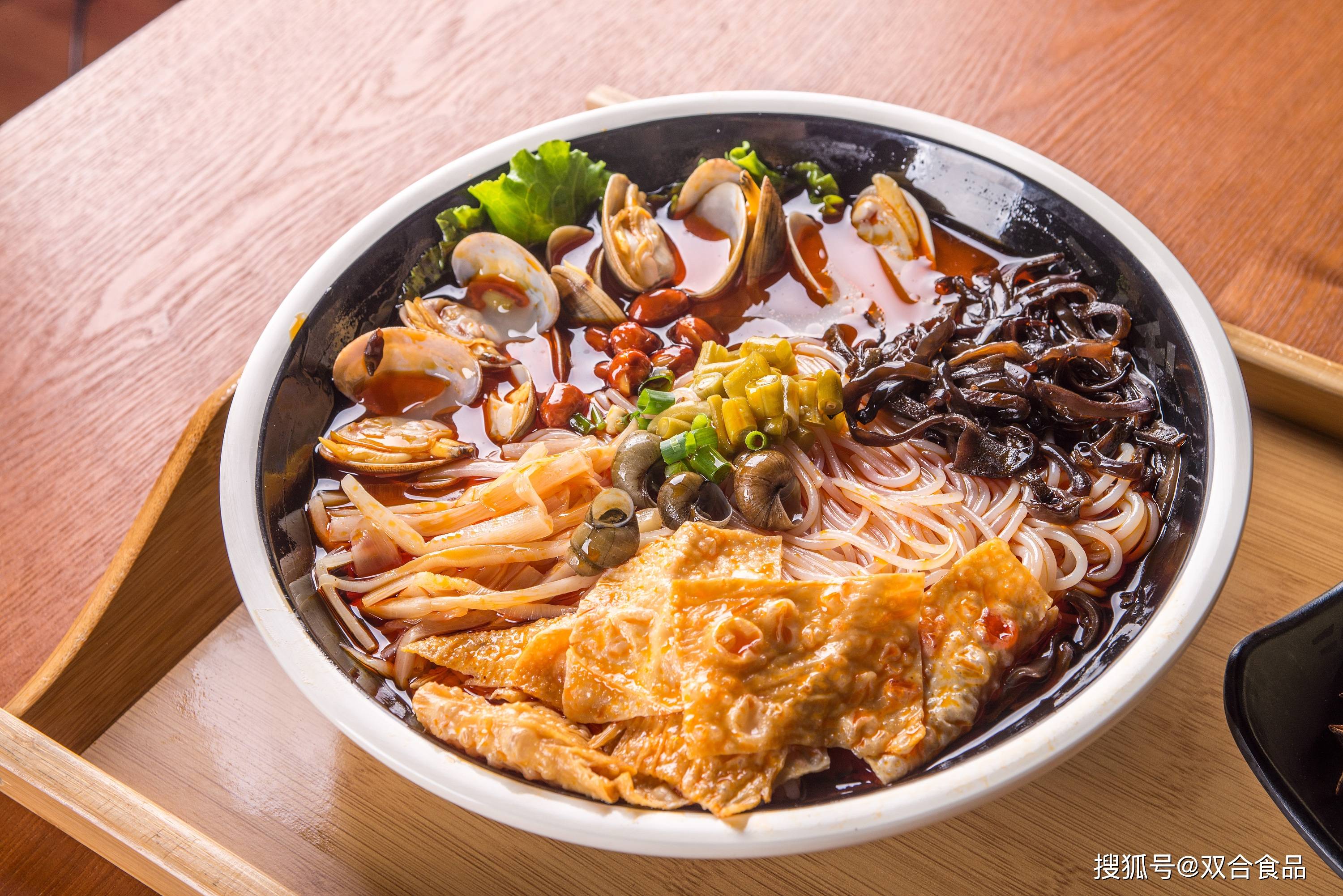 柳州人日常飲食離不開酸與辣，一日不嘗嘴巴就寡淡無味，這些經(jīng)典美食最受喜愛