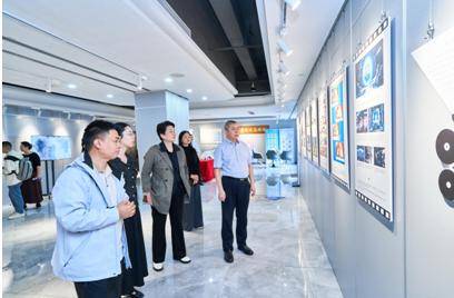 AI技術(shù)重塑影視產(chǎn)業(yè)全鏈條 第十屆深圳（國(guó)際）科技影視周科幻影視展啟幕