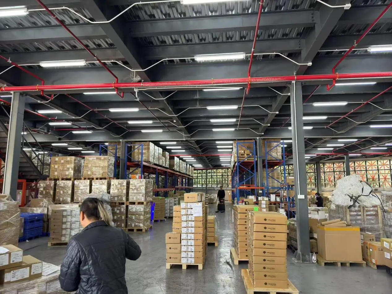 香港進(jìn)出口物流專線-一站式物流服務(wù)商