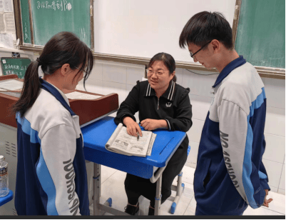 原創(chuàng)濟(jì)南市萊蕪第一中學(xué)師者風(fēng)采——楊靜：深耕教育沃土 靜待桃李芬芳