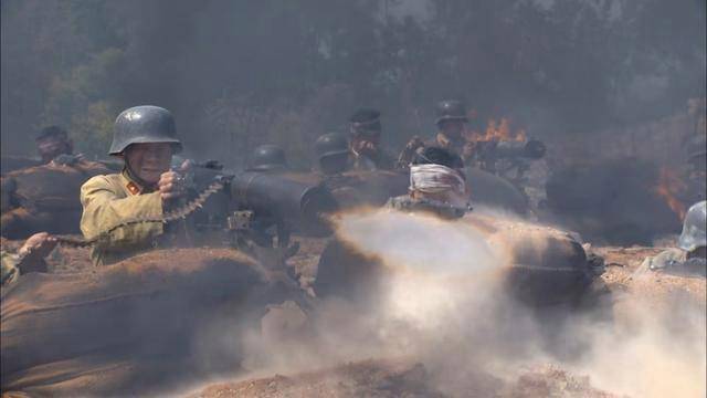 原創(chuàng)94歲失明老人，因收藏日軍大印暴露身份，為何軍區(qū)開6輛坦克相迎