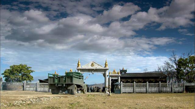 原創(chuàng)94歲失明老人，因收藏日軍大印暴露身份，為何軍區(qū)開6輛坦克相迎