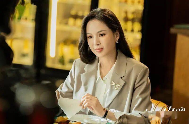 2026女性短劇聚焦現(xiàn)實(shí)題材，銀發(fā)女性成付費(fèi)新藍(lán)海