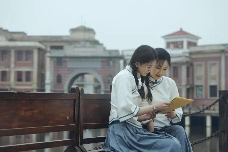 2026女性短劇聚焦現(xiàn)實(shí)題材，銀發(fā)女性成付費(fèi)新藍(lán)海