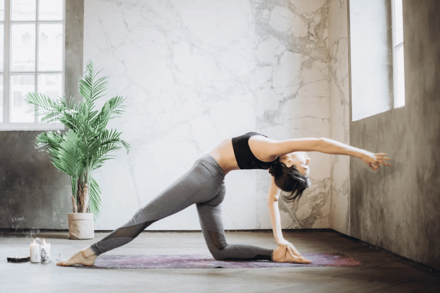 把迪桑特做到百億后，安踏“少帥”又接管了MAIA ACTIVE，要和lululemon搶女性市場