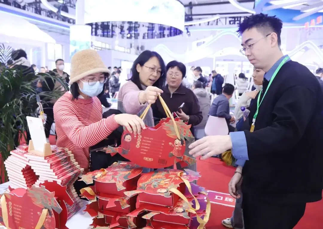 陜西新華出版?zhèn)髅郊瘓F精彩亮相2026北京圖書訂貨會