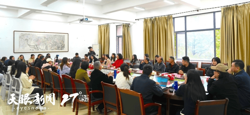 合奏時(shí)代，構(gòu)建新時(shí)期黔地詩(shī)歌譜系｜貴州詩(shī)歌述略