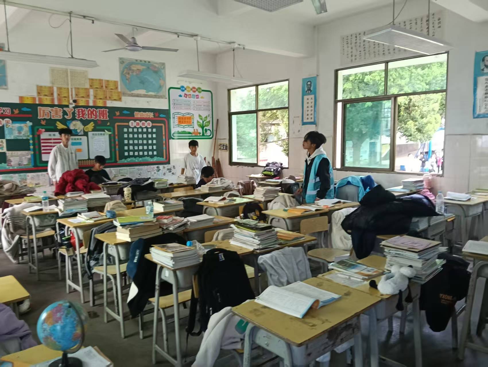 澄江中學(xué)開展校園安全專項(xiàng)整治行動(dòng)