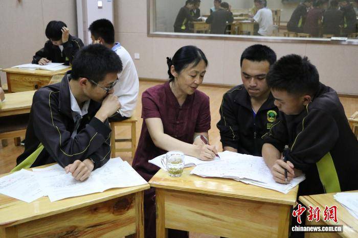 教育幫扶助力云南邊疆縣中學蝶變