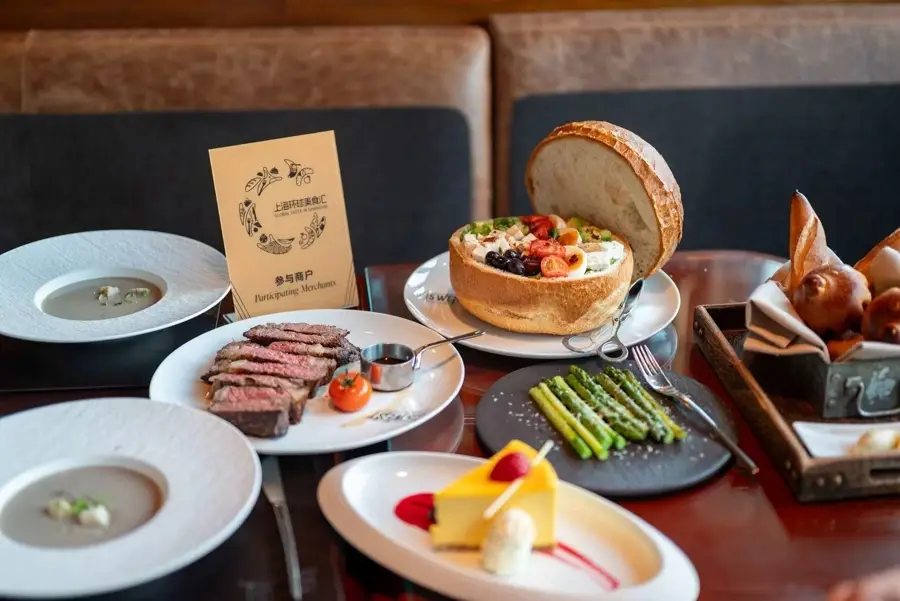 免簽紅利加持，優(yōu)惠套餐給力，“上海環(huán)球美食匯”點(diǎn)燃?xì)W陸餐飲消費(fèi)熱潮