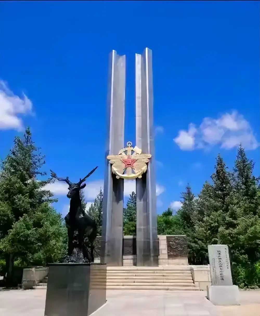 原創(chuàng)在祖國版圖上雕刻鋼鐵動脈