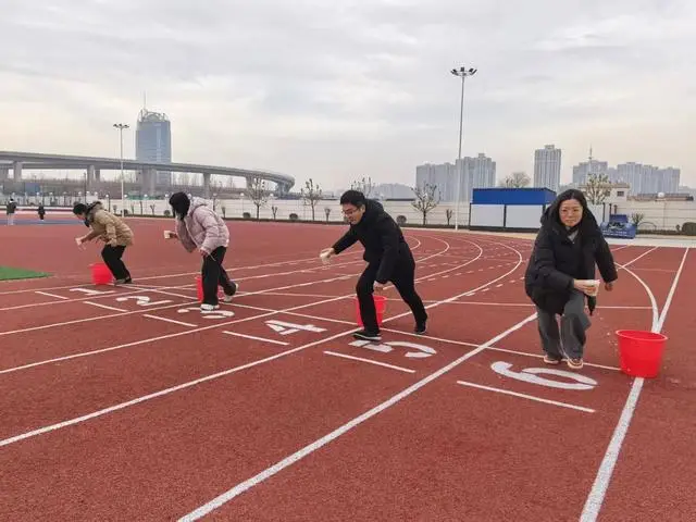 管城回族區(qū)實驗中學：活力校園凝眾志 趣味賽事暖人心