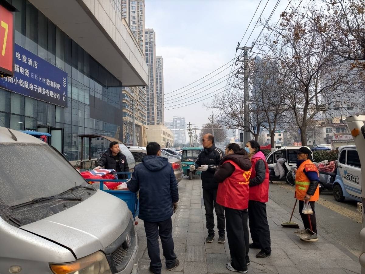 精準(zhǔn)督導(dǎo)強(qiáng)規(guī)范 合規(guī)裝修筑根基 ——漯河市源匯新區(qū)開展裝修商戶專項(xiàng)督導(dǎo)行動(dòng)