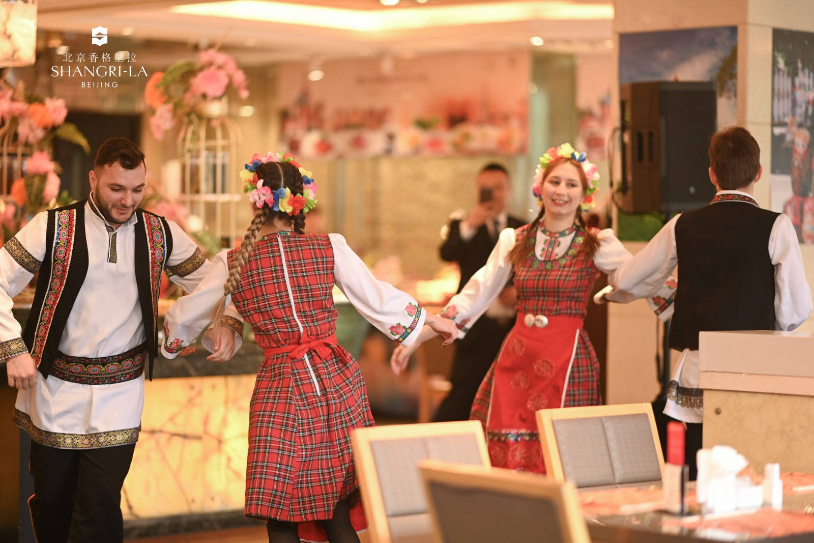 北京香格里拉攜手“老莫”舉辦俄羅斯美食節(jié)