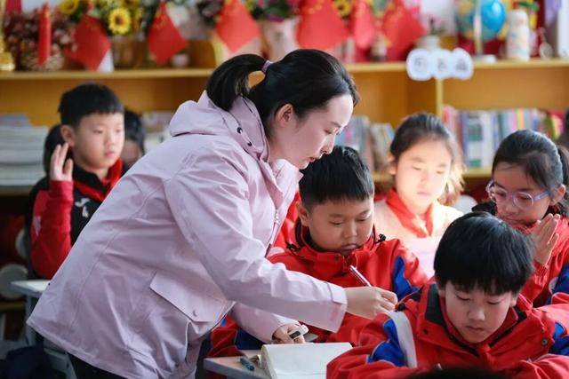 六科聯(lián)動(dòng) 共織