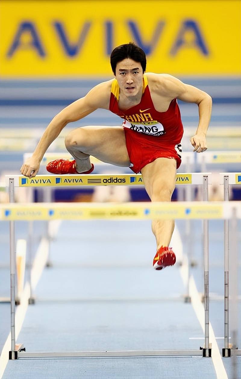 原創(chuàng)身價(jià)7億二婚娶師妹，劉翔愛旅游不創(chuàng)業(yè)不奢侈，女友是暗黑休閑風(fēng)