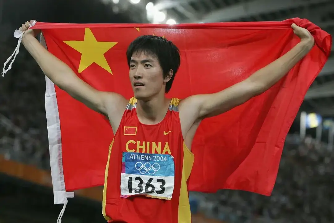 劉翔回應(yīng)“移民美國”