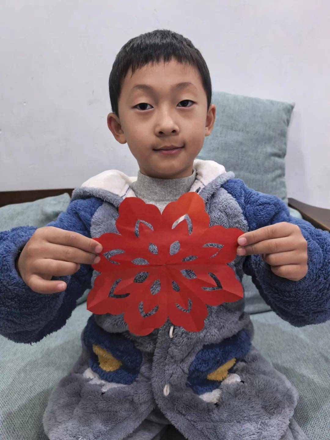 蘇州市三元實(shí)驗(yàn)小學(xué)校開展“剪紙納福迎新春”活動