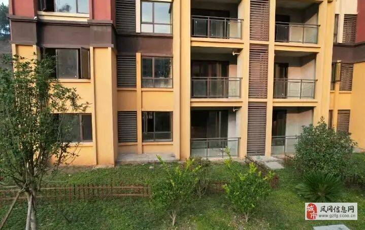 鳳岡龍?zhí)尔惥半娞菅蠓?91-127㎡現(xiàn)房熱銷，即買即住即辦理房產(chǎn)證