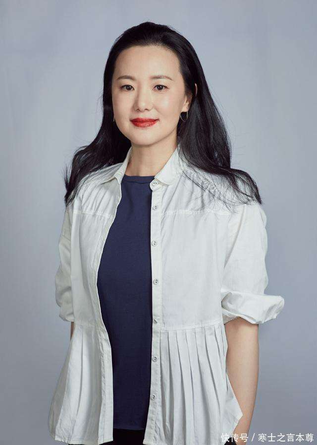 原創(chuàng)苦戀陳道明8年，嫁給王菲初戀，結(jié)婚20年不生，身價(jià)上億卻租房住