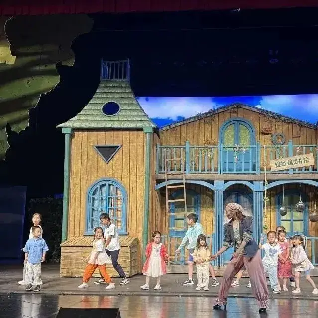 2025年東城區(qū)戲劇普及交流項目“劇匯生活”回顧 | 80場活動解鎖戲劇的N種打開方式