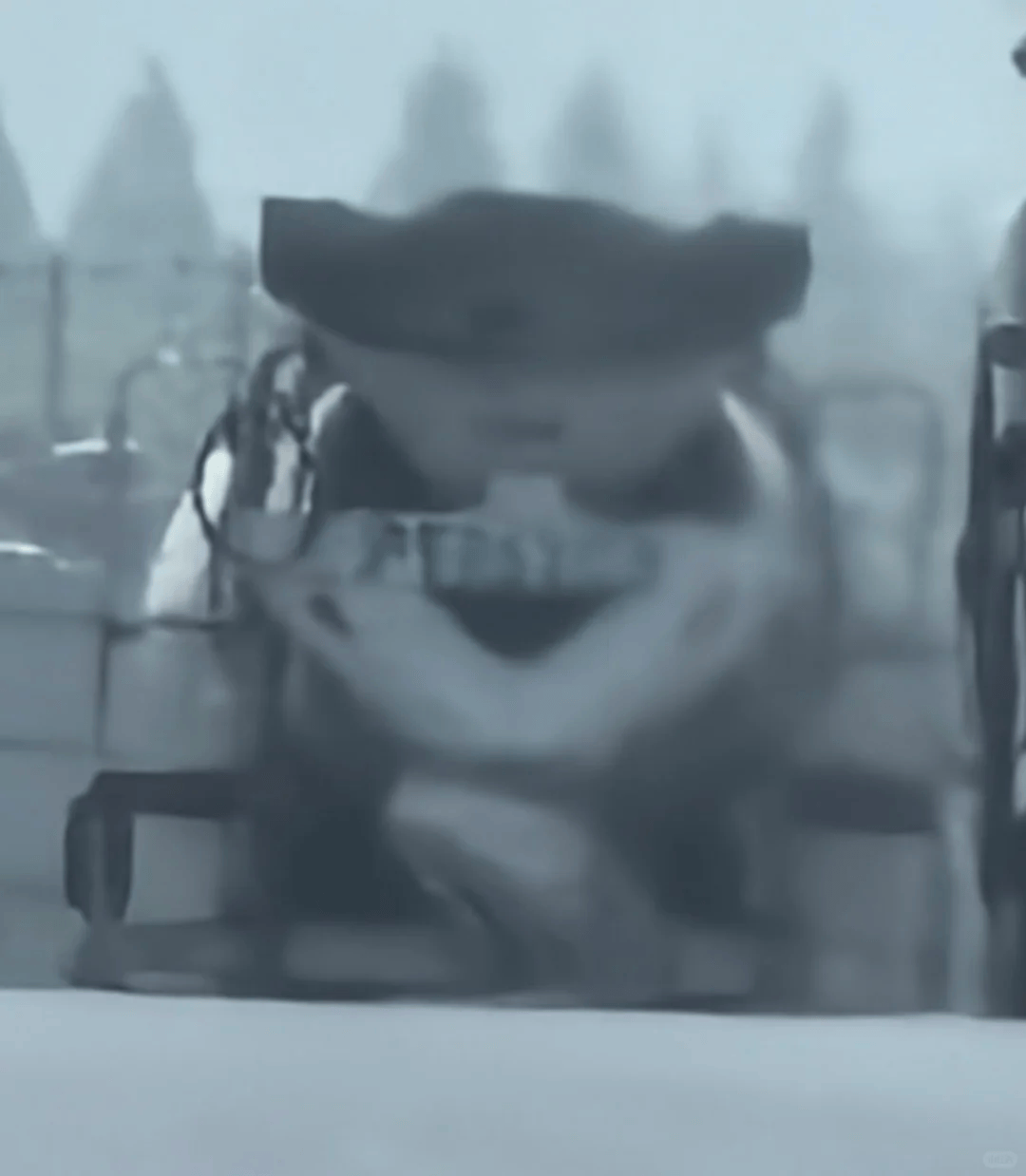 硬核“解壓”天花板！清潔水泥罐車，又爽又害怕……