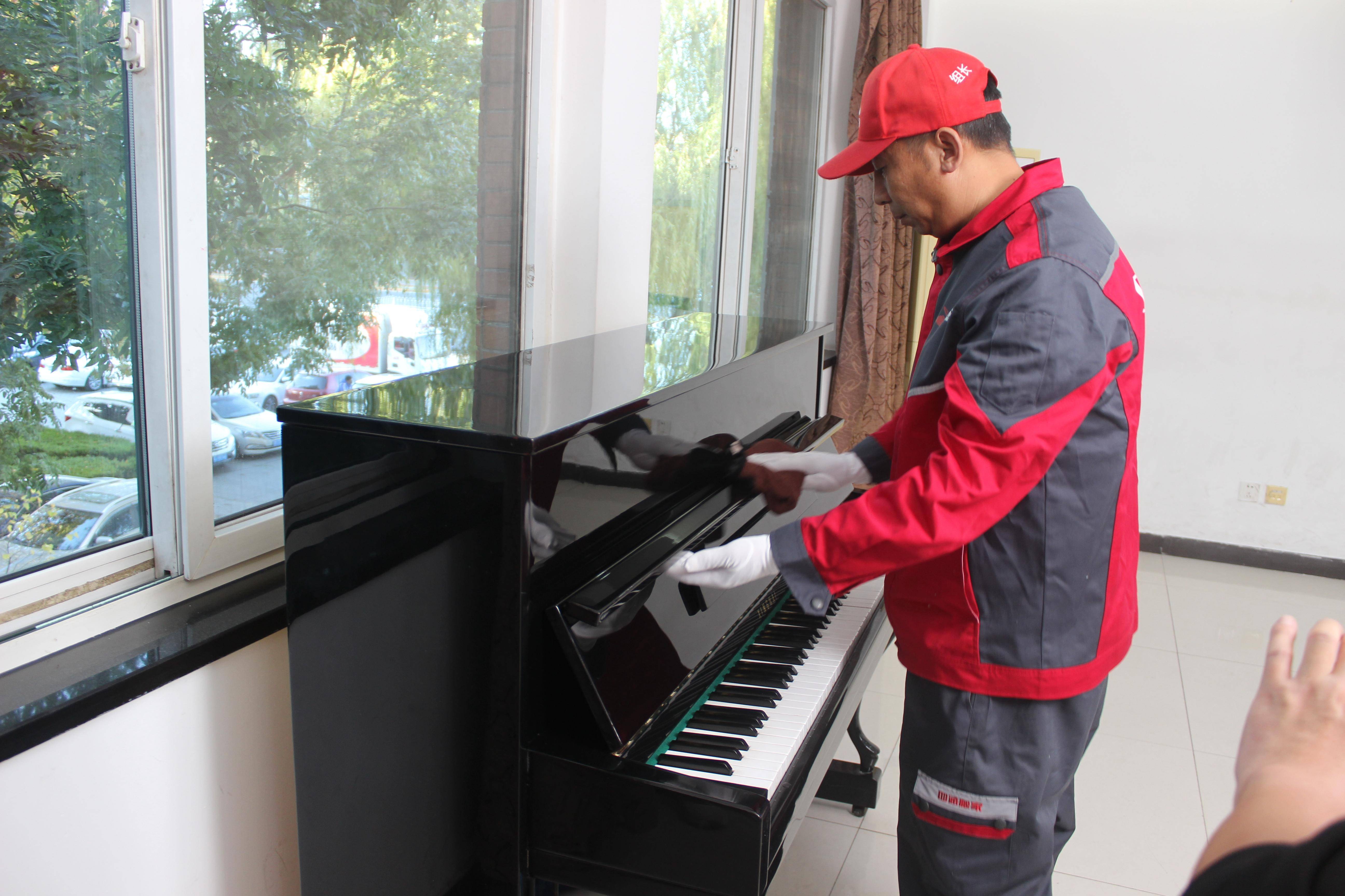 四通搬家：搬遷、公司搬遷、長途搬家、廠房搬家、跨省搬家服務(wù)先驅(qū)者