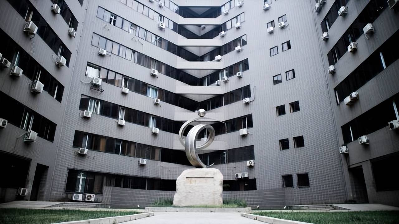 中國(guó)現(xiàn)代高等教育的奠基者：北京師范大學(xué)