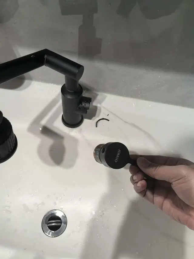 線上線下“兩套標準”？九牧衛(wèi)浴產(chǎn)品渠道差異引質(zhì)疑