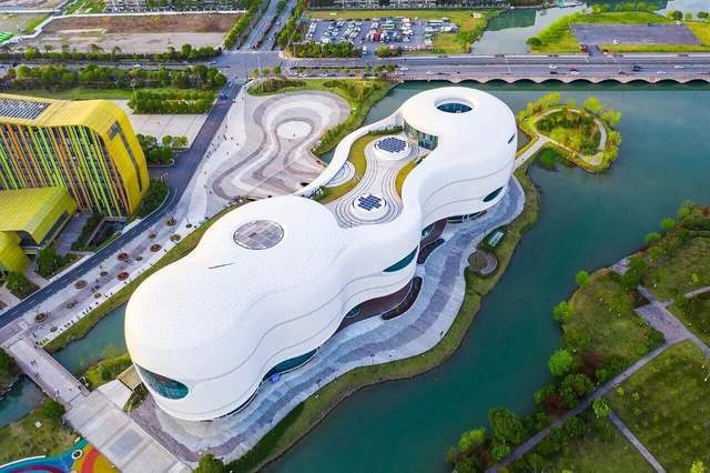 原創(chuàng)“氣泡”敗給“祥云”？中國動漫博物館的設(shè)計之爭，網(wǎng)友吵翻了