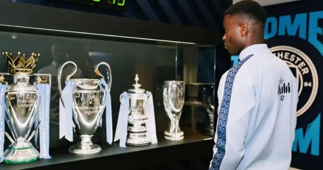 原創(chuàng)水晶宮超市開張！隊(duì)長(zhǎng)格伊加盟曼城 兩大核心也被擺上貨架