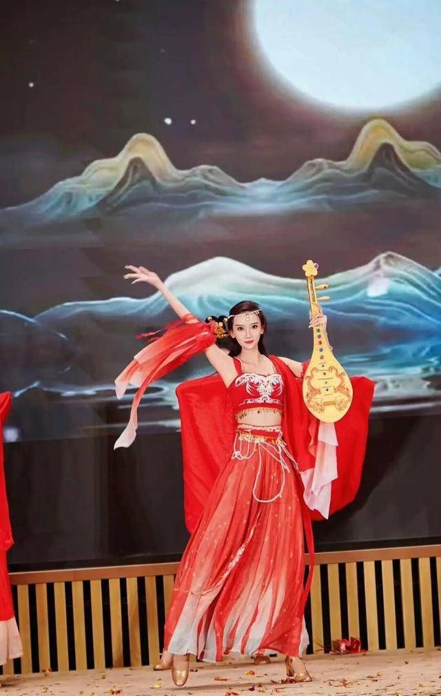 31歲舞蹈老師因罕見病去世，眾多網(wǎng)友悼念